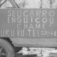 Multado por estacionar na vida e na contramão do amor.