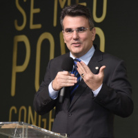 Sérgio Queiroz: Desafiados para mudar