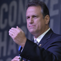 Ebenézer Bittencourt: Portas abertas e fechadas