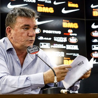 Corinthians decidiu ser mais ofensivo