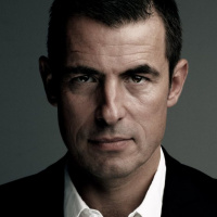 ‘Bucket List: Claes Bang gør status på, hvor han er nu og taler om ‘Vild Med Dans, angst og kontrol