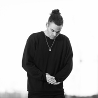 ‘Bucket List: Alex Vargas om mod, faldskærmsudspring og sin far