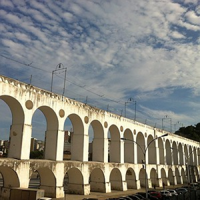 Lição De Economia - Luiz Roberto Cunha