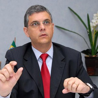 Lição De Economia - Luiz Roberto Cunha