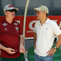 Evaldo José volta ao Esporte@Globo RJ com polêmica: quem é mais responsável pela má fase do Flu?