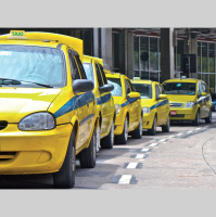 Volta do táxi e da carona: alta de quase 60% no transporte por app muda hábitos