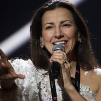 Årets första melodifestivallåt gör entré på Svensktoppen