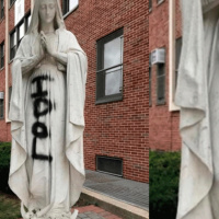 Vandalizan estatuas de la Virgen en fin de semana de ataques contra iglesias-C