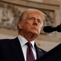 Decreto de Trump que dobra tarifas sobre importações de aço e alumínio começa a vigorar