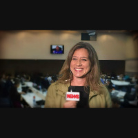 007 - Carolina Cimenti: ao vivo na TV, contando a história do nosso tempo