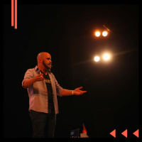 Empresas contratam profissionais mais velhos