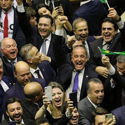 Sexta Básica - Renata Lo Prete