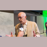 Economia mundial está voltando ao normal e Brasil terá desempenho tímido em 2024, porém positivo, alerta Parente