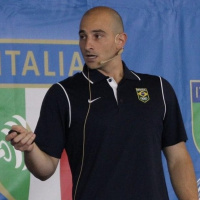 Mesa Oval #254 Ari Guerriero