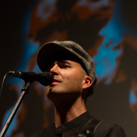 Luiz Caracol e amigos no Gira Disk Conexão celebrando 40 anos da Independência dos PALOP