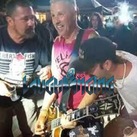 Laughbanging Podcast Ep.464: Marca Registada Laughbanging, raparigas a tocar baixo, Vai DEmbute Fest e Vialonga Fest