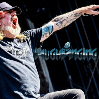 Laughbanging Podcast Ep.498: At The Gates, Six Feet Under, Venom, Capa Preta