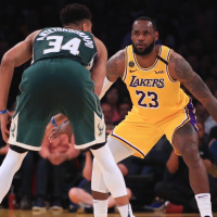 [15 Minutos] Giannis e LeBron agora são pivôs?