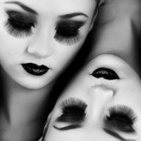 DROWSY DOWSING DOLLS 