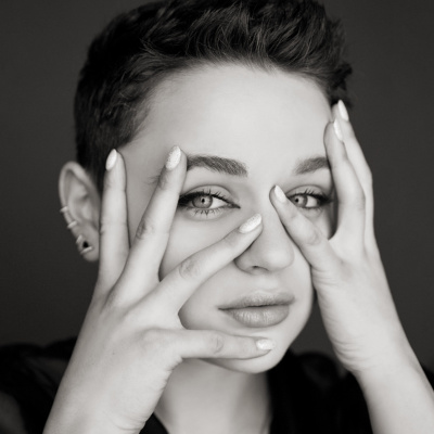 Off Camera With Sam Jones