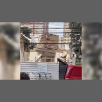 Homem fica ferido após casa desabar no bairro Icaraí, em Niterói (RJ)