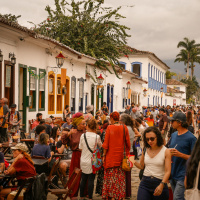 Festa Literária Internacional de Paraty volta a ficar sem luz no 3º dia de evento