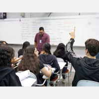 Busca ativa escolar leva mais de 300 mil estudantes de volta às salas de aula