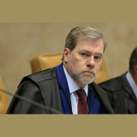 Caso Master: Toffoli manda PF enviar dados de celulares ao STF após citações em investigação