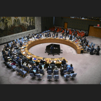 Agência nuclear da ONU acusa Irã de violar obrigação de não-proliferação nuclear
