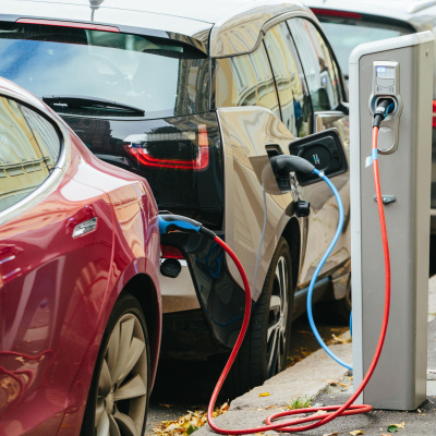 Kilowatt: A Podcast About Tesla