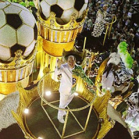 Futebol e carnaval: duas paixões do brasileiro que estão intimamente ligadas