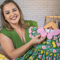 174 - Razões para aprender a costurar roupas infantis com Clara Calui