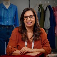 209 - Como Ter Sucesso Na Áera De Conserto De Roupas Com Viviane Alves