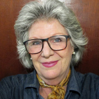 24 - O mundo encantado da costura infantil com Renata Levy (Dona Fada)