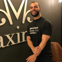 182 - Consultoria de Tecidos para quem Costura com o consultor de moda Elton da Maximus Tecidos