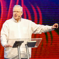 Três Maneiras de Exercer seu Sacerdócio - Tony Cooke