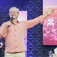 Suportando uns aos outros - Silvio Demarchi