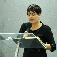 Fluindo na Unção - Cássia Andrade