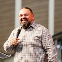 Os Justos Vivem pela Fé