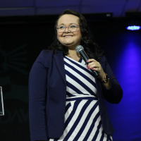 A Importância do Serviço - Veruska Estrela