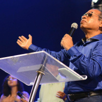 Deus não tem culpa - Heli Lucas