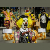 O samba de enredo é uma festa