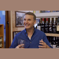 Everybody Loves Raymond Creator Phil Rosenthal on the Importance of Being Nice, Present Parenting, and the Love of Food + Travel 