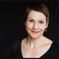 KEEP MOVING - Notes on Loss, Creativity and Change with Good Bones National Bestselling Author Maggie Smith