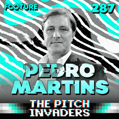 The Pitch Invaders #somosfuteboleiros