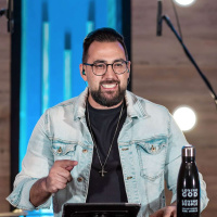 Encounter FAKE NEWS // GOOD NEWS #4 - Juan Pinheiro 12.04