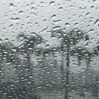 Ciclone atípico avança sobre SC trazando chuva intensa, deslizamentos e ventania