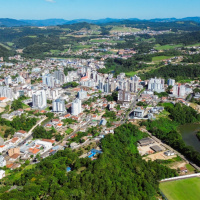Orleans divulga calendário do IPTU 2026 com até 30% de desconto