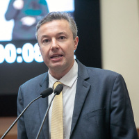 Avança na Alesc projeto que institui semana de conscientização sobre brincadeiras perigosas