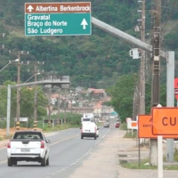 Terceira faixa na SC-370 entre Braço do Norte e Gravatal é comemorada por empresários da região